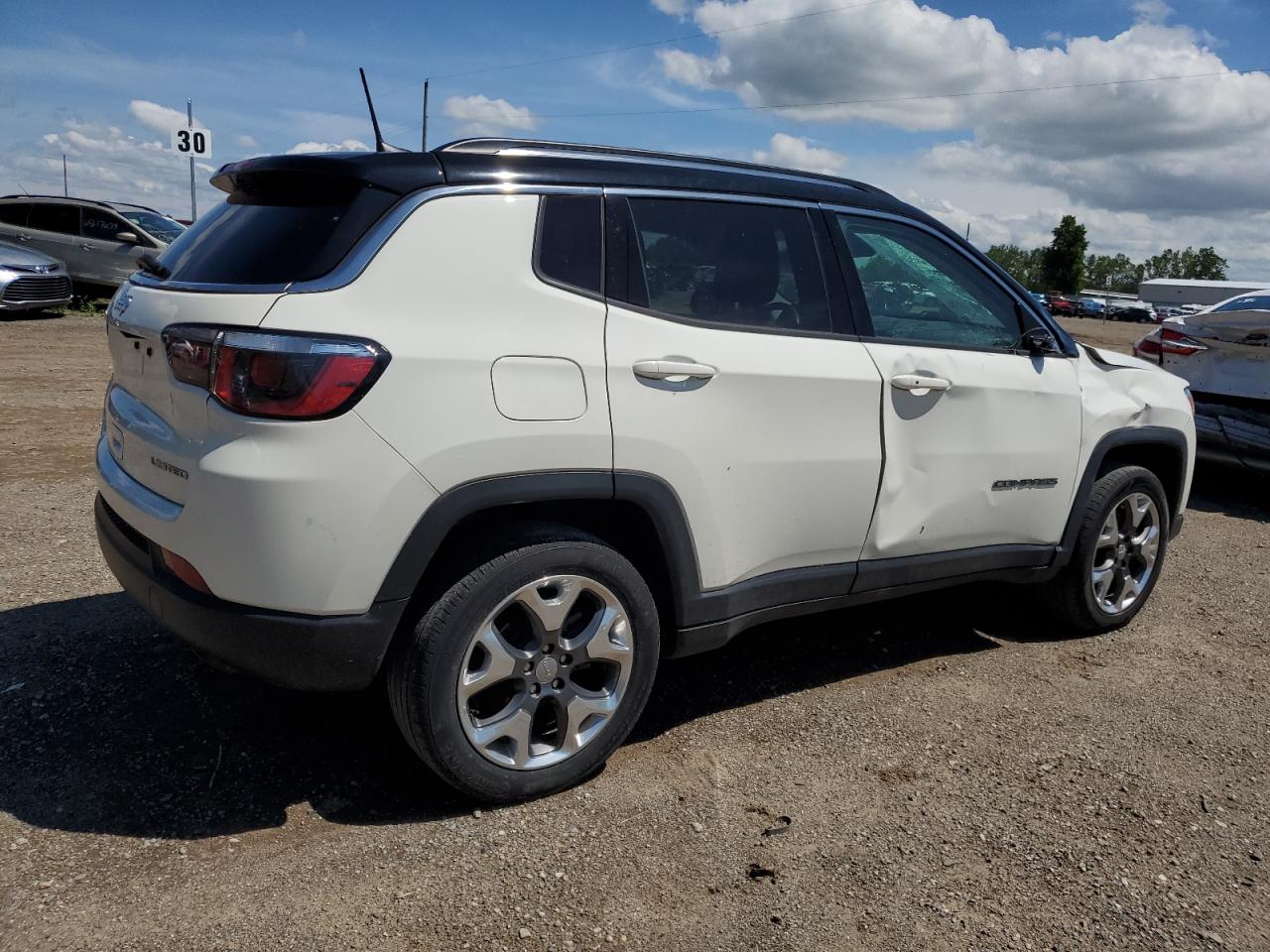 Photo 2 VIN: 3C4NJDCB7KT733868 - JEEP COMPASS 