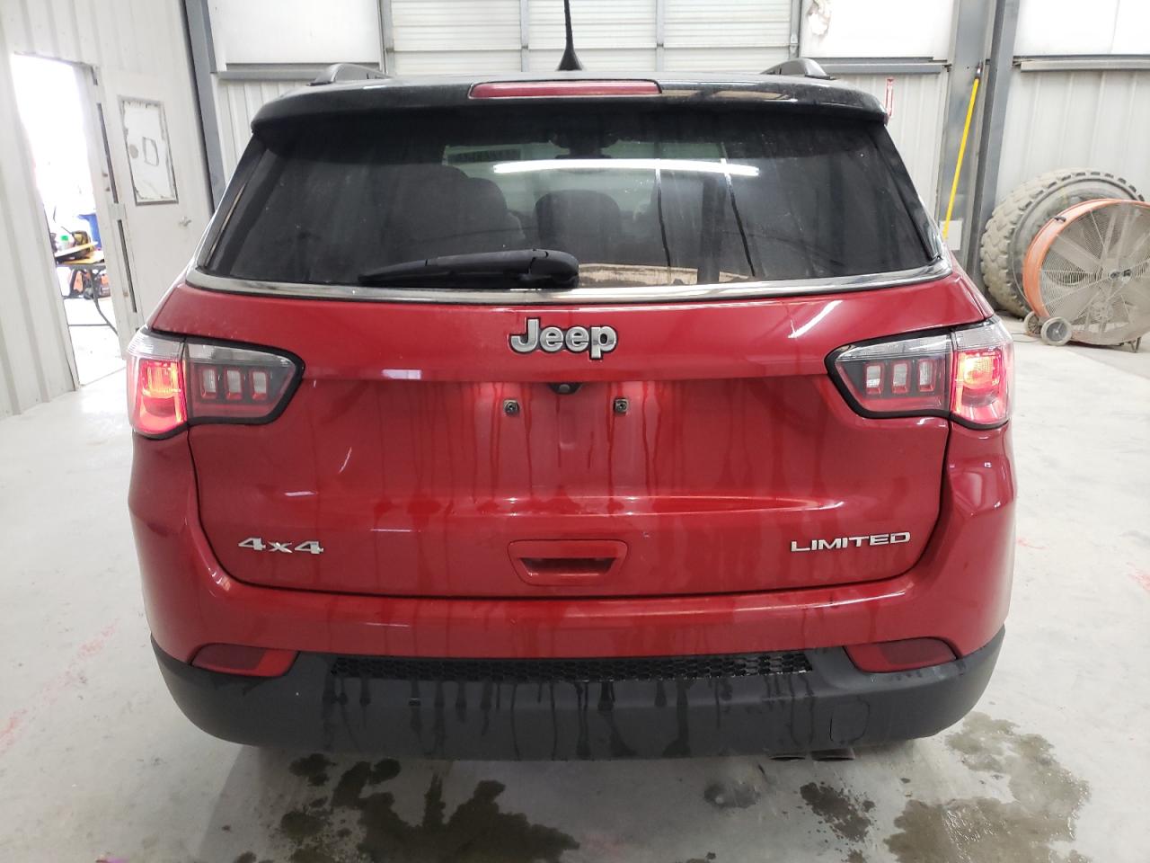 Photo 5 VIN: 3C4NJDCB7KT760990 - JEEP COMPASS 