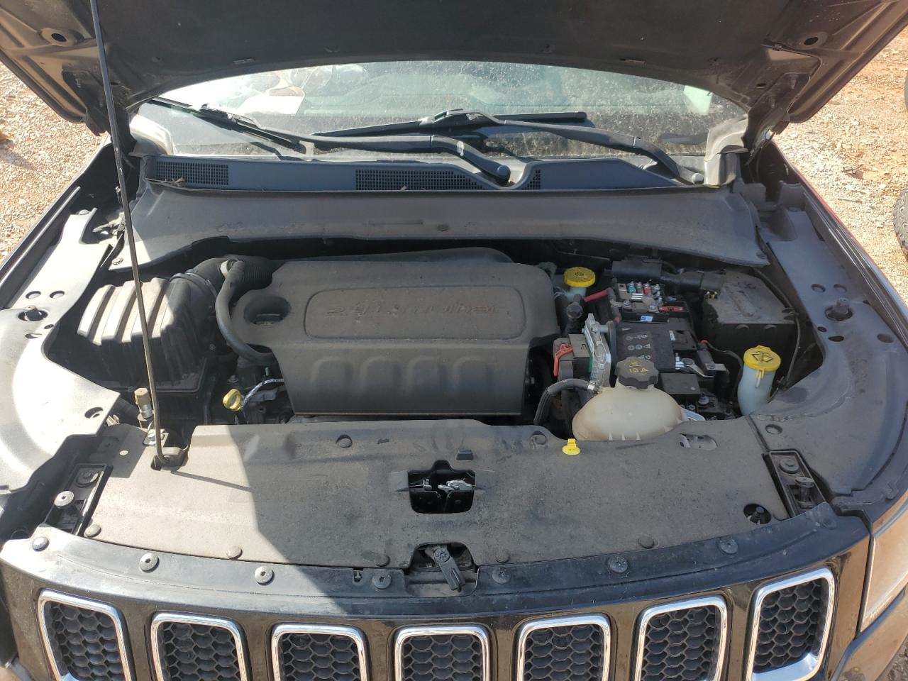 Photo 10 VIN: 3C4NJDCB7KT775618 - JEEP COMPASS 