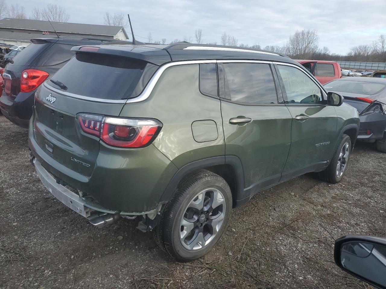 Photo 2 VIN: 3C4NJDCB7LT204325 - JEEP COMPASS 