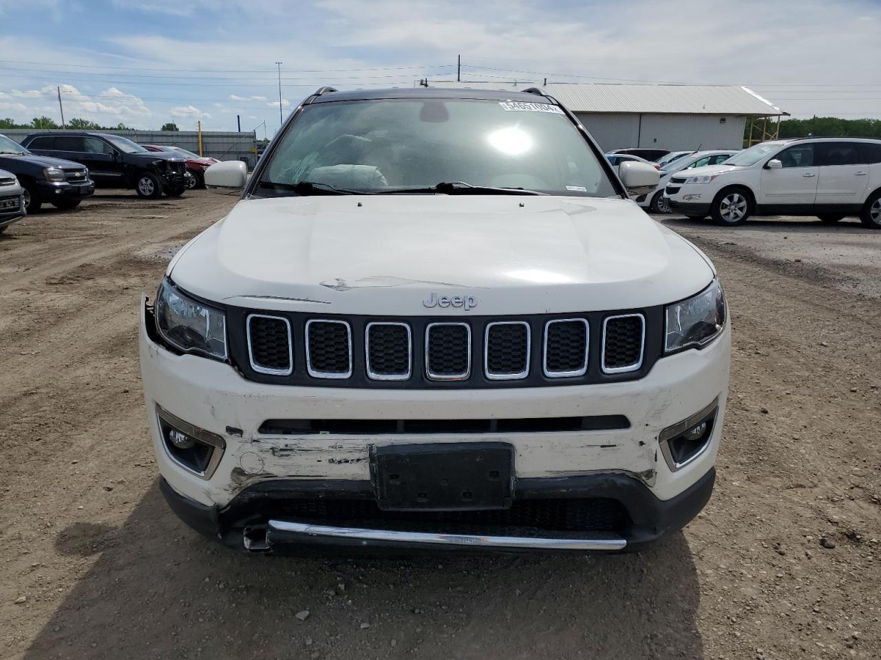 Photo 4 VIN: 3C4NJDCB7LT228379 - JEEP COMPASS 