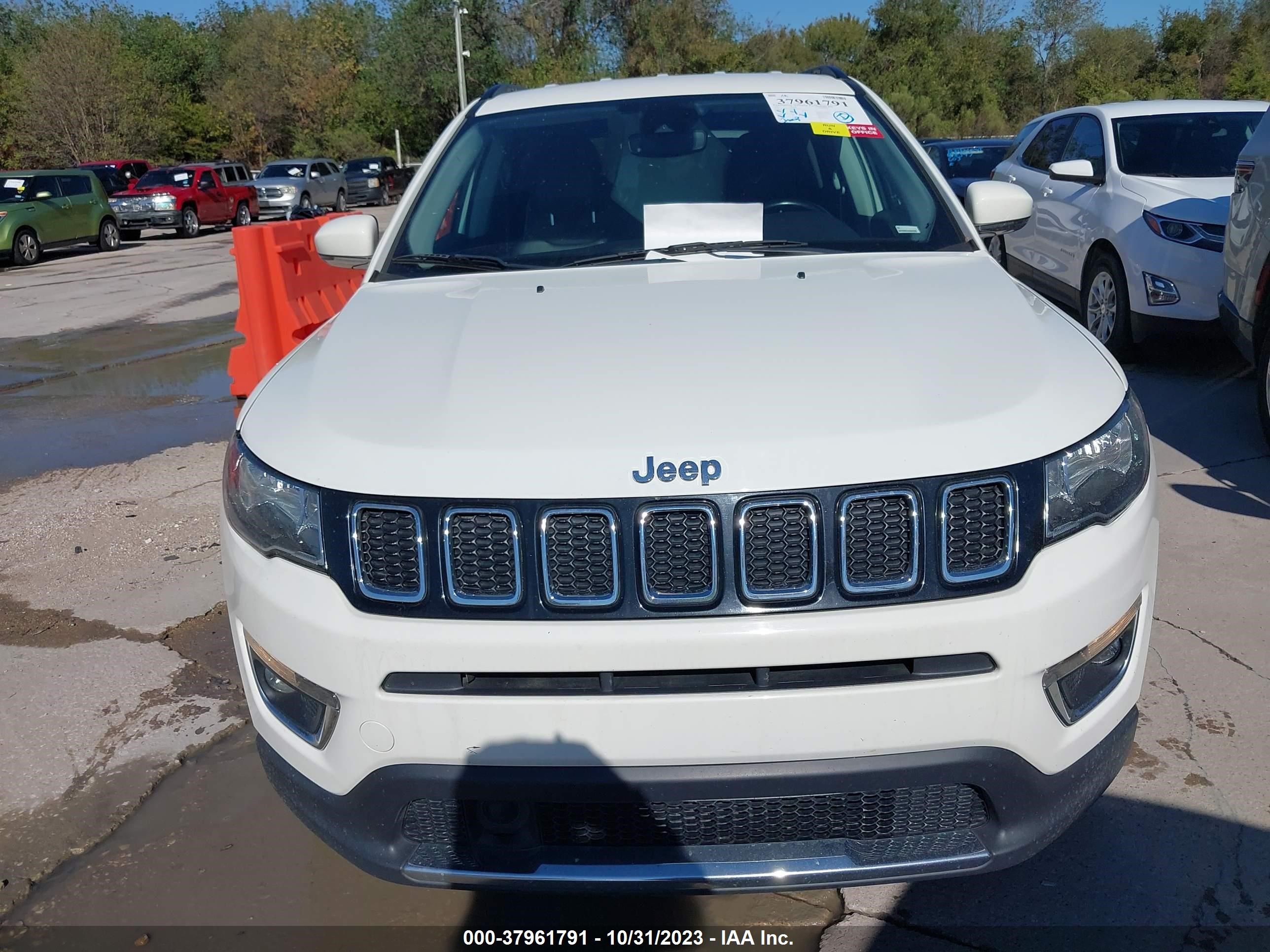 Photo 11 VIN: 3C4NJDCB7MT528568 - JEEP COMPASS 