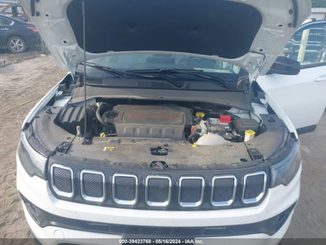 Photo 9 VIN: 3C4NJDCB7NT226201 - JEEP COMPASS 