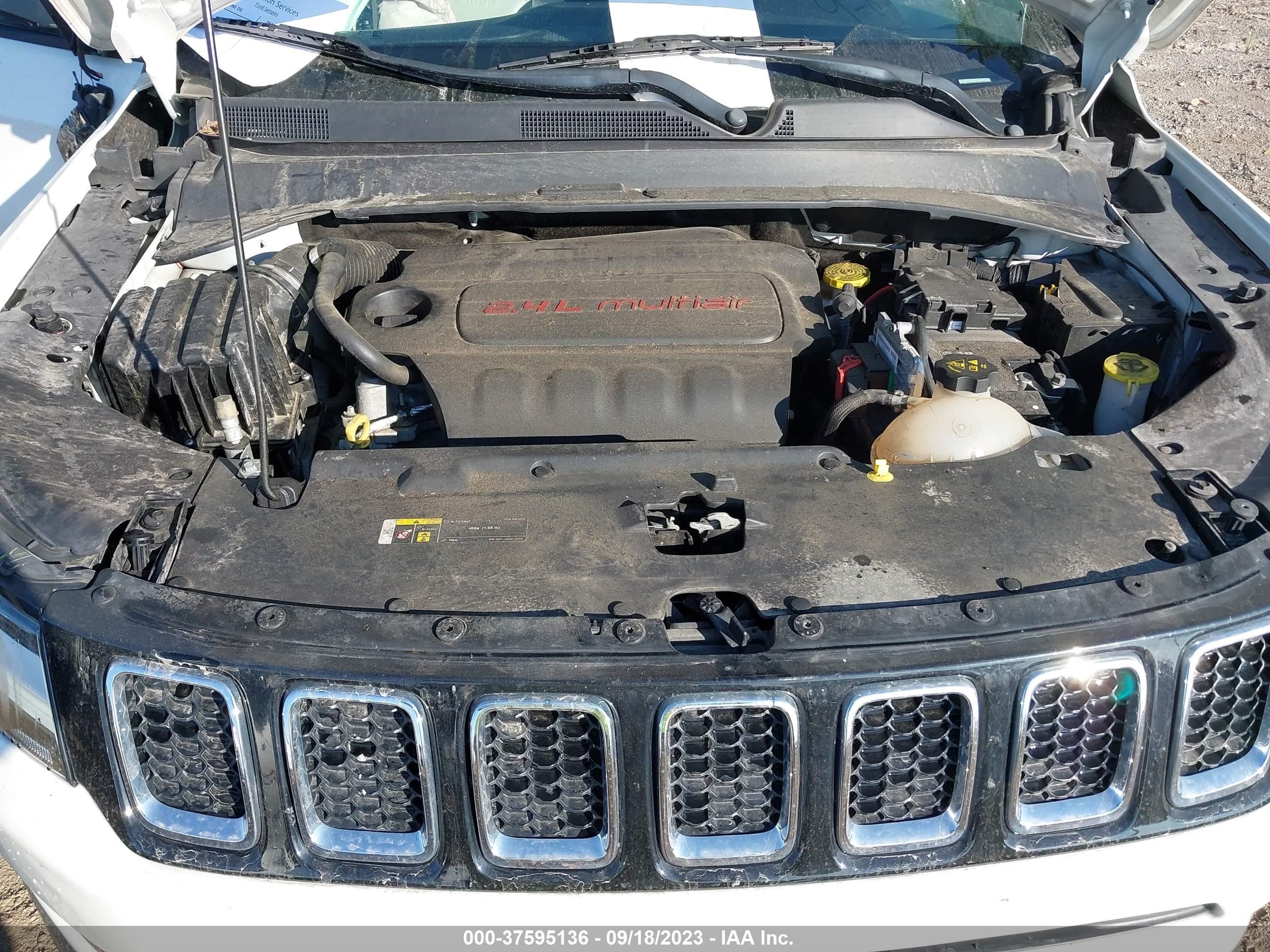 Photo 9 VIN: 3C4NJDCB8HT689341 - JEEP COMPASS 