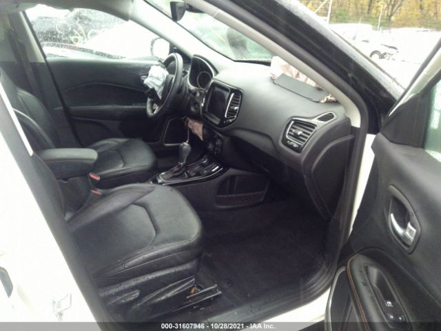 Photo 4 VIN: 3C4NJDCB8JT209630 - JEEP COMPASS 