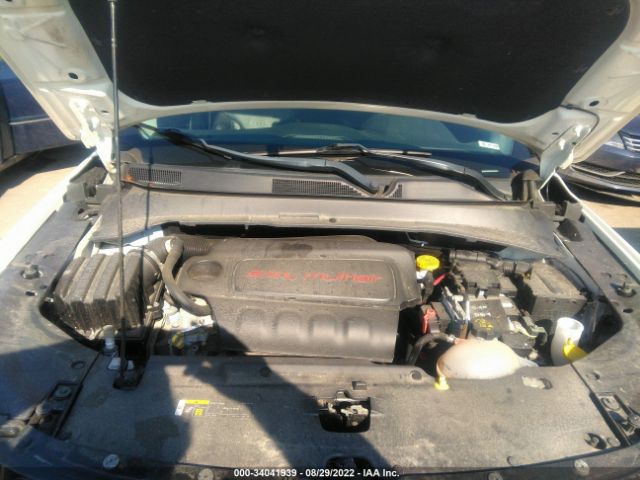 Photo 9 VIN: 3C4NJDCB8JT258990 - JEEP COMPASS 