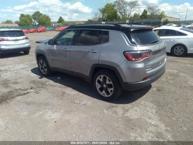 Photo 2 VIN: 3C4NJDCB8JT307699 - JEEP COMPASS 