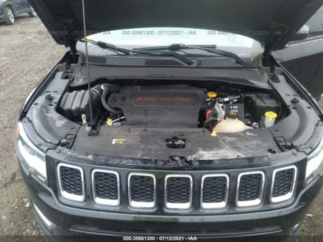 Photo 9 VIN: 3C4NJDCB8JT332537 - JEEP COMPASS 