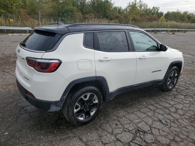 Photo 2 VIN: 3C4NJDCB8KT714049 - JEEP COMPASS LI 