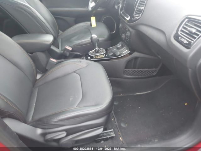 Photo 4 VIN: 3C4NJDCB8LT228309 - JEEP COMPASS 