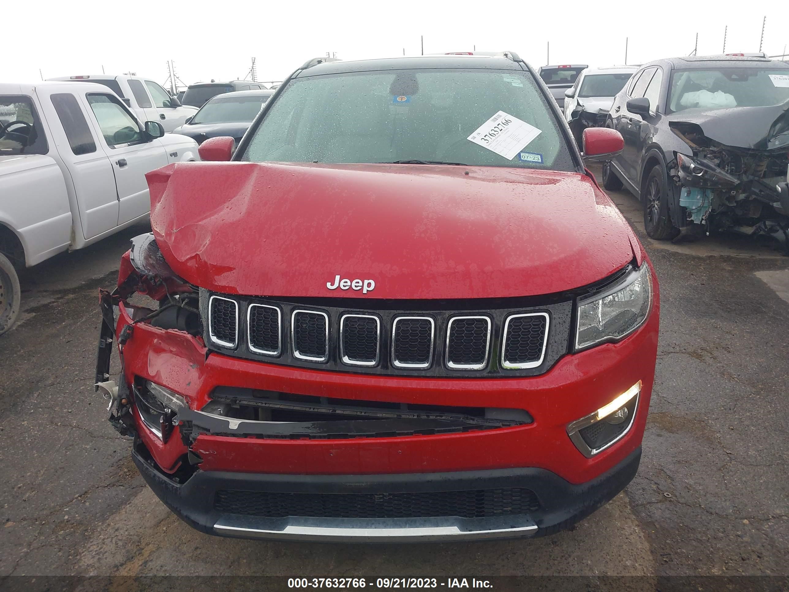 Photo 11 VIN: 3C4NJDCB9HT627706 - JEEP COMPASS 