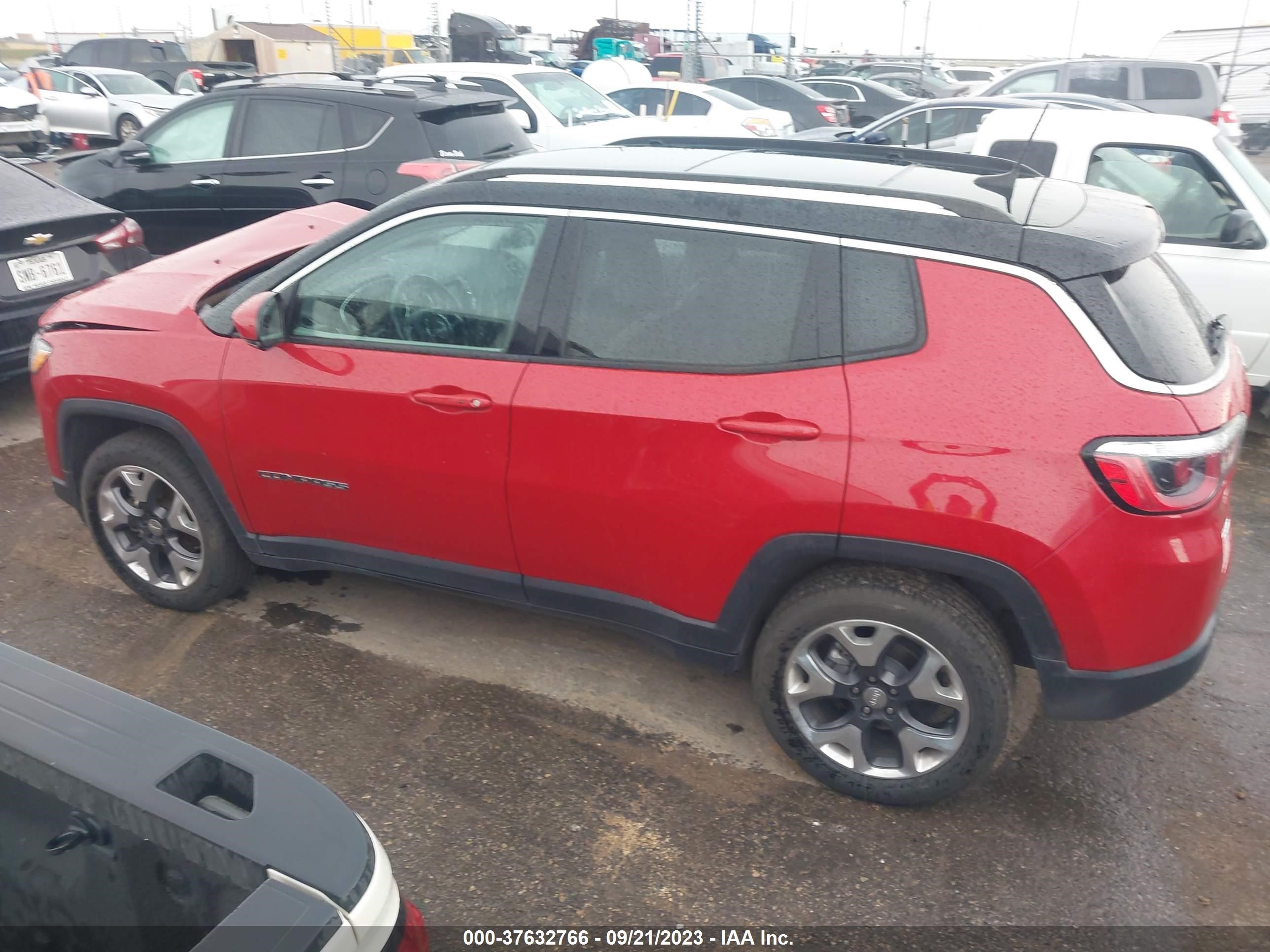 Photo 13 VIN: 3C4NJDCB9HT627706 - JEEP COMPASS 