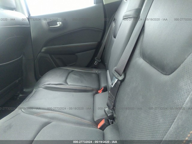 Photo 7 VIN: 3C4NJDCB9JT180445 - JEEP COMPASS 