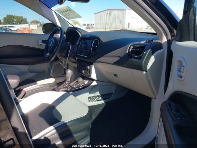 Photo 4 VIN: 3C4NJDCB9JT206753 - JEEP COMPASS 