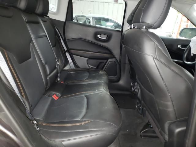 Photo 5 VIN: 3C4NJDCB9JT222807 - JEEP COMPASS 