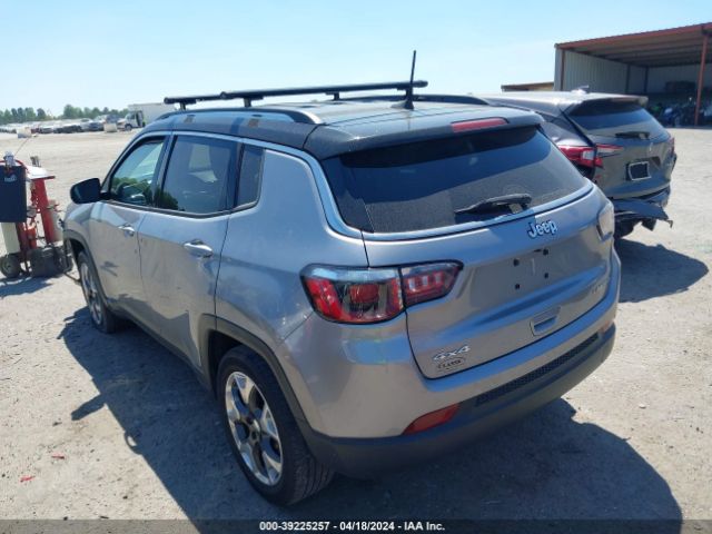 Photo 2 VIN: 3C4NJDCB9JT267018 - JEEP COMPASS 