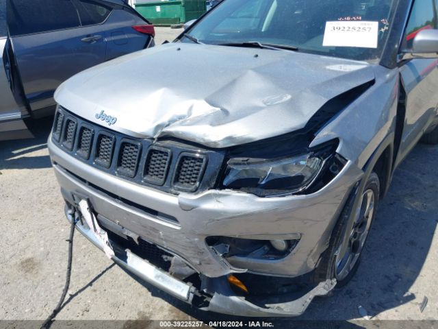 Photo 5 VIN: 3C4NJDCB9JT267018 - JEEP COMPASS 