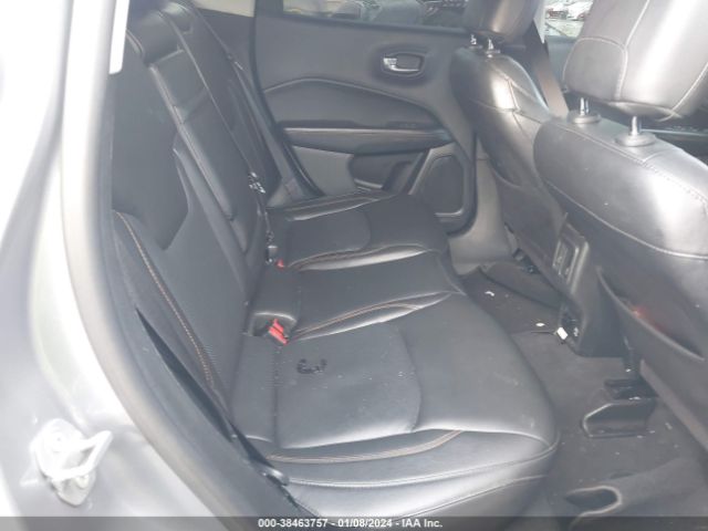 Photo 7 VIN: 3C4NJDCB9JT284241 - JEEP COMPASS 