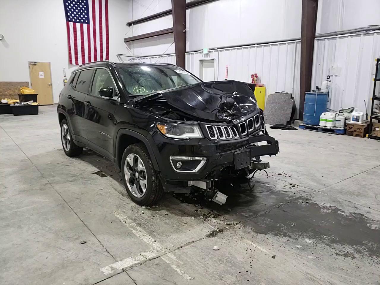 Photo 10 VIN: 3C4NJDCB9JT340971 - JEEP COMPASS 