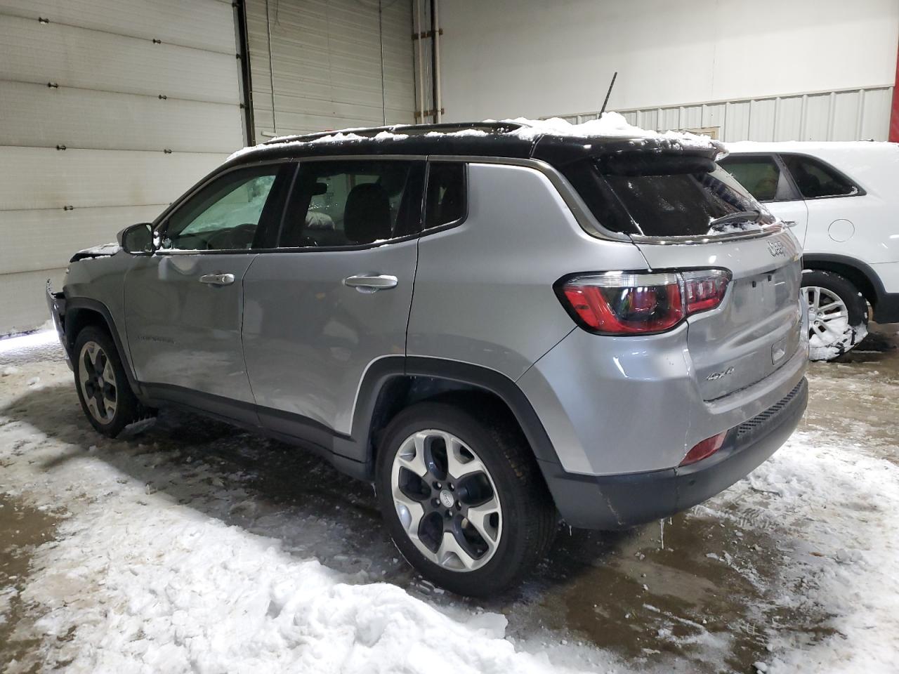 Photo 1 VIN: 3C4NJDCB9JT360296 - JEEP COMPASS 