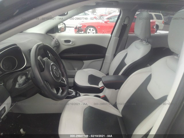 Photo 4 VIN: 3C4NJDCB9KT651060 - JEEP COMPASS 