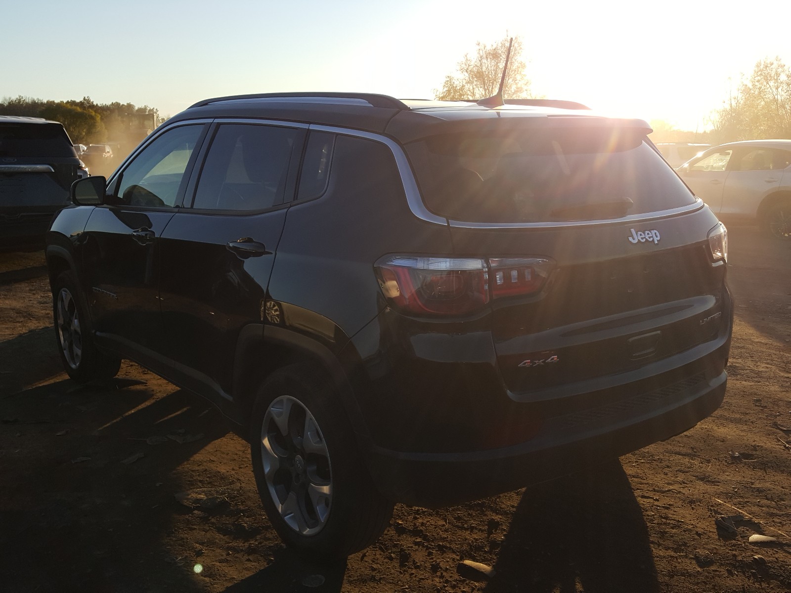 Photo 2 VIN: 3C4NJDCB9LT127490 - JEEP COMPASS LI 