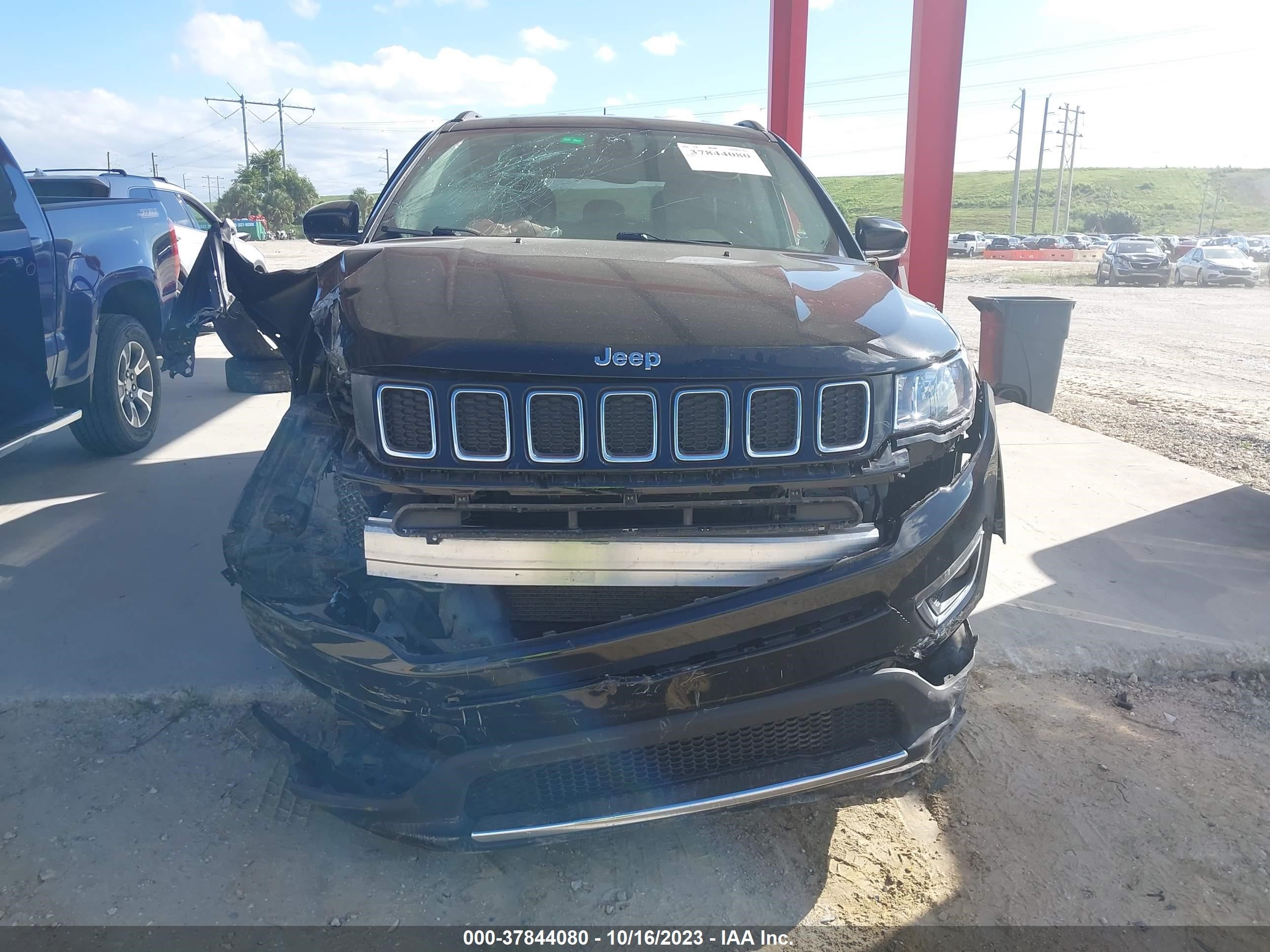 Photo 5 VIN: 3C4NJDCB9LT146508 - JEEP COMPASS 