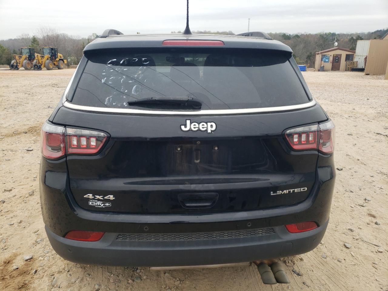 Photo 5 VIN: 3C4NJDCBXJT143954 - JEEP COMPASS 