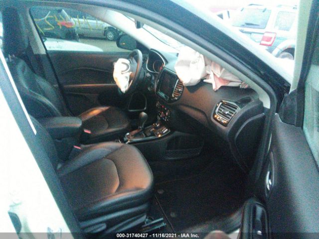 Photo 4 VIN: 3C4NJDCBXJT190420 - JEEP COMPASS 