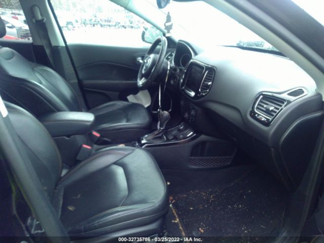 Photo 4 VIN: 3C4NJDCBXJT201853 - JEEP COMPASS 