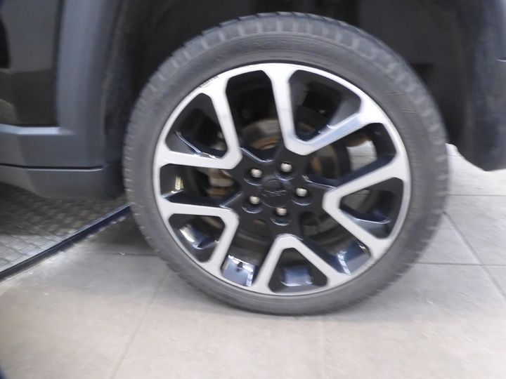 Photo 10 VIN: 3C4NJDCH2JT173728 - JEEP COMPASS 