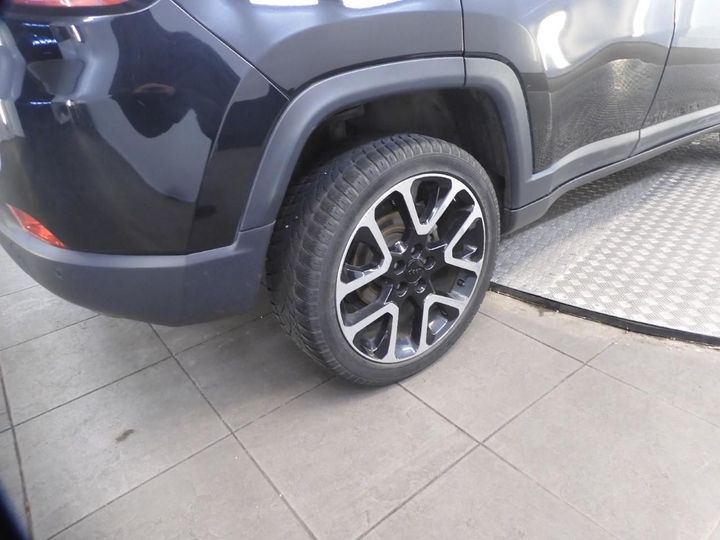 Photo 28 VIN: 3C4NJDCH2JT173728 - JEEP COMPASS 