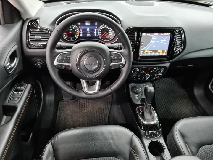 Photo 6 VIN: 3C4NJDCH5JT298190 - JEEP COMPASS 