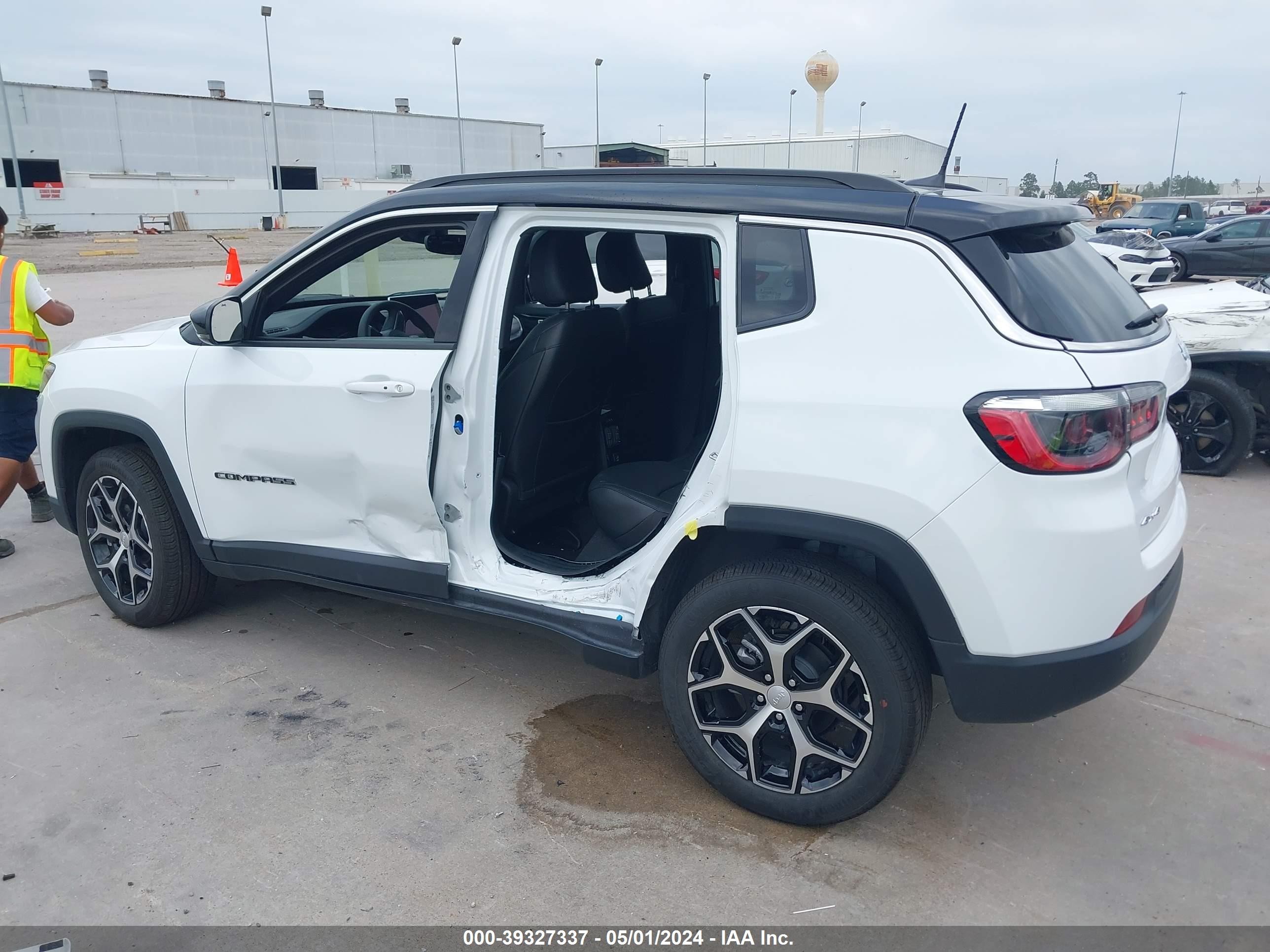 Photo 14 VIN: 3C4NJDCN1RT125526 - JEEP COMPASS 