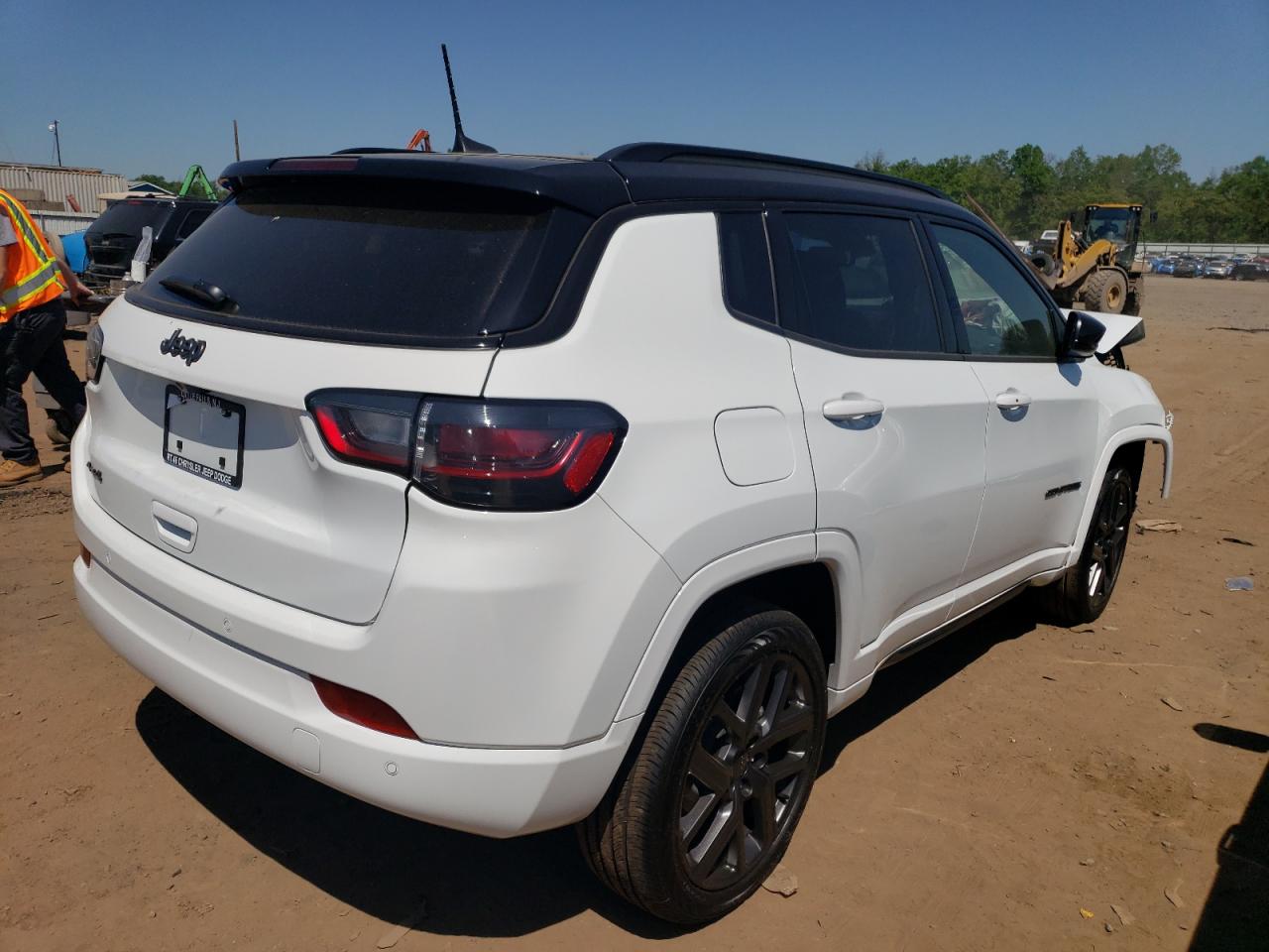 Photo 2 VIN: 3C4NJDCN2RT116561 - JEEP COMPASS 