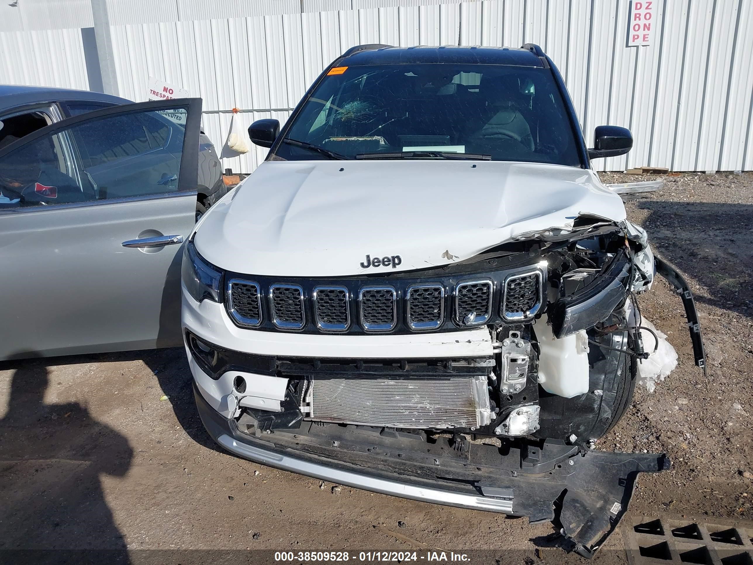 Photo 5 VIN: 3C4NJDCN9PT567273 - JEEP COMPASS 