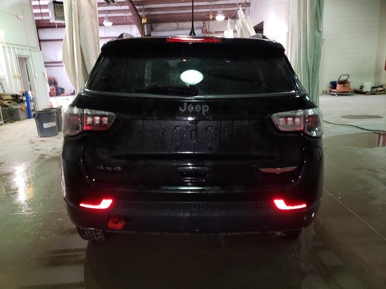 Photo 5 VIN: 3C4NJDDB0HT662441 - JEEP COMPASS 