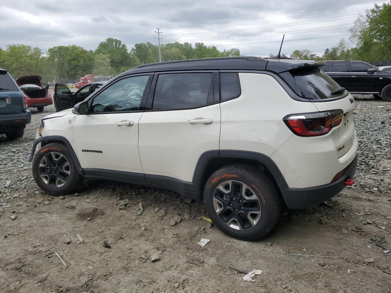 Photo 1 VIN: 3C4NJDDB0JT320879 - JEEP COMPASS 