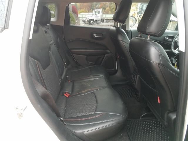 Photo 5 VIN: 3C4NJDDB0JT467218 - JEEP COMPASS 