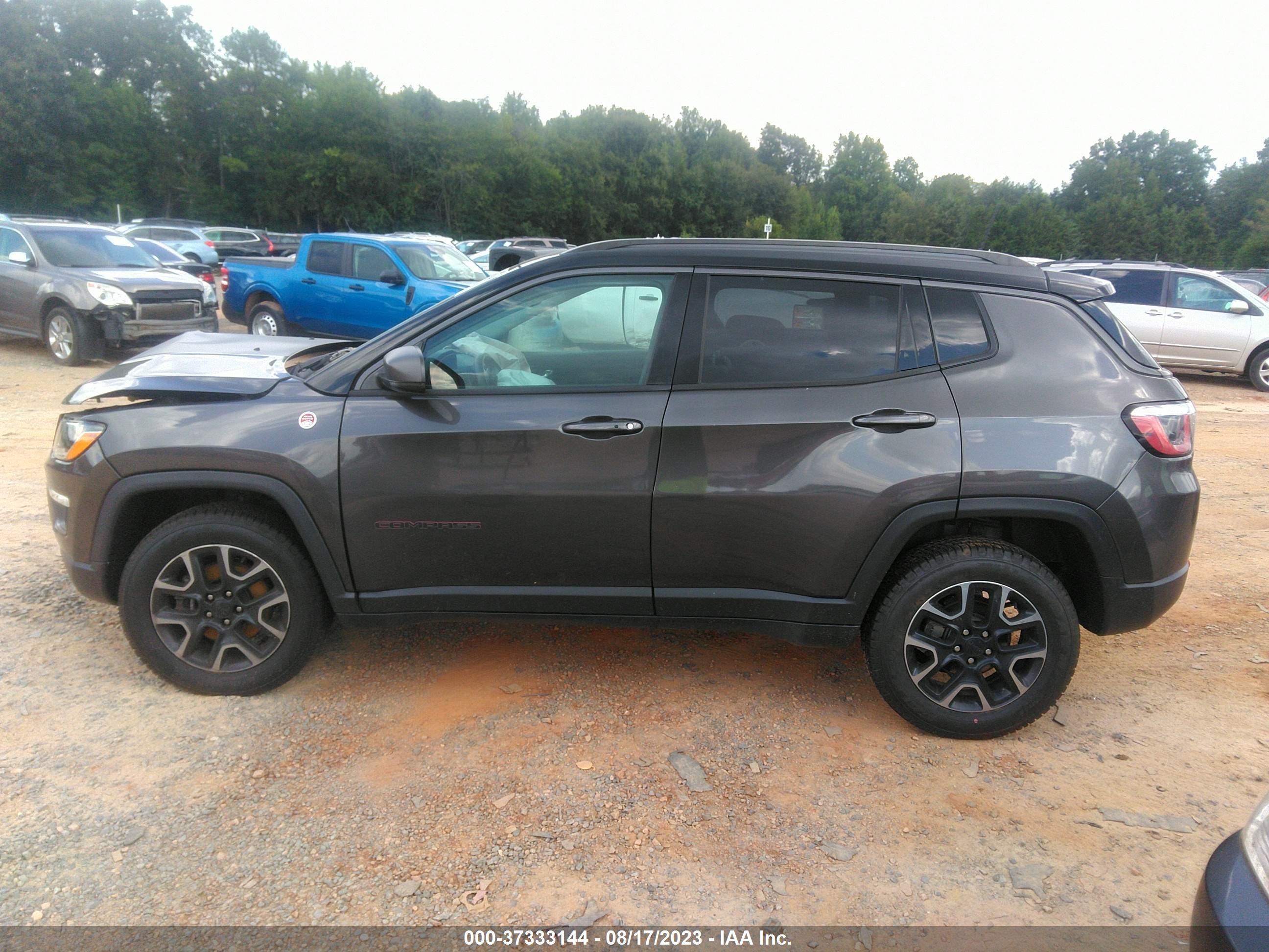 Photo 13 VIN: 3C4NJDDB0KT595086 - JEEP COMPASS 