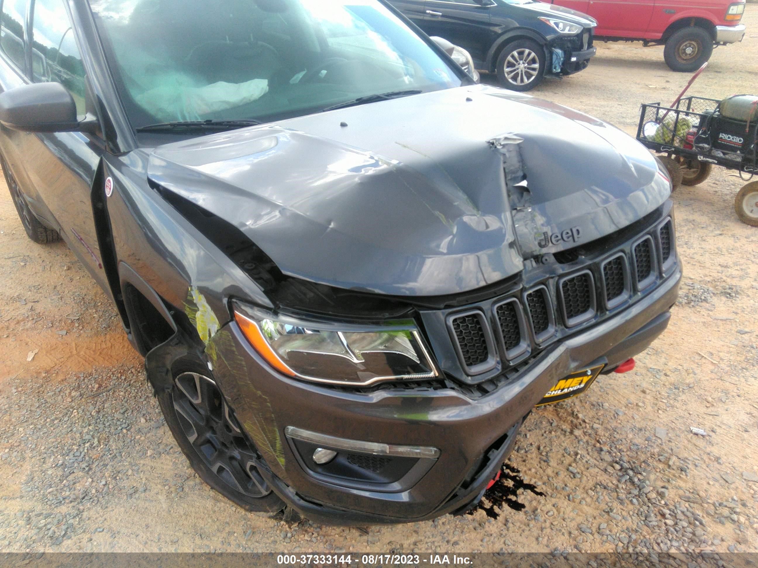 Photo 5 VIN: 3C4NJDDB0KT595086 - JEEP COMPASS 