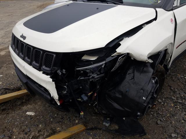 Photo 8 VIN: 3C4NJDDB0KT747982 - JEEP COMPASS TR 