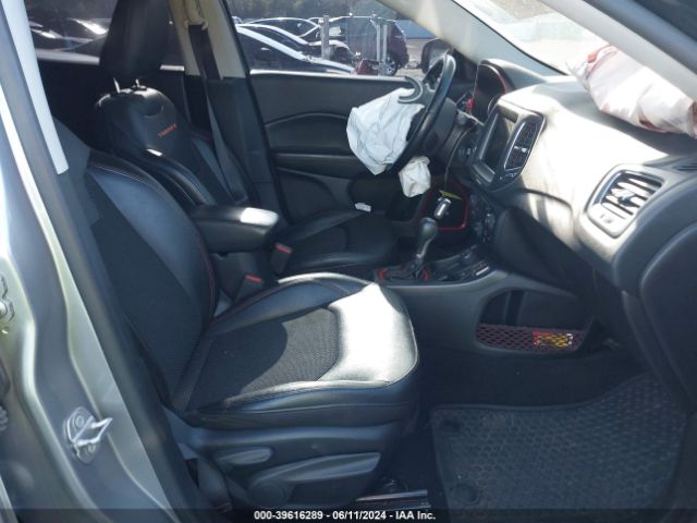 Photo 4 VIN: 3C4NJDDB0LT159436 - JEEP COMPASS 