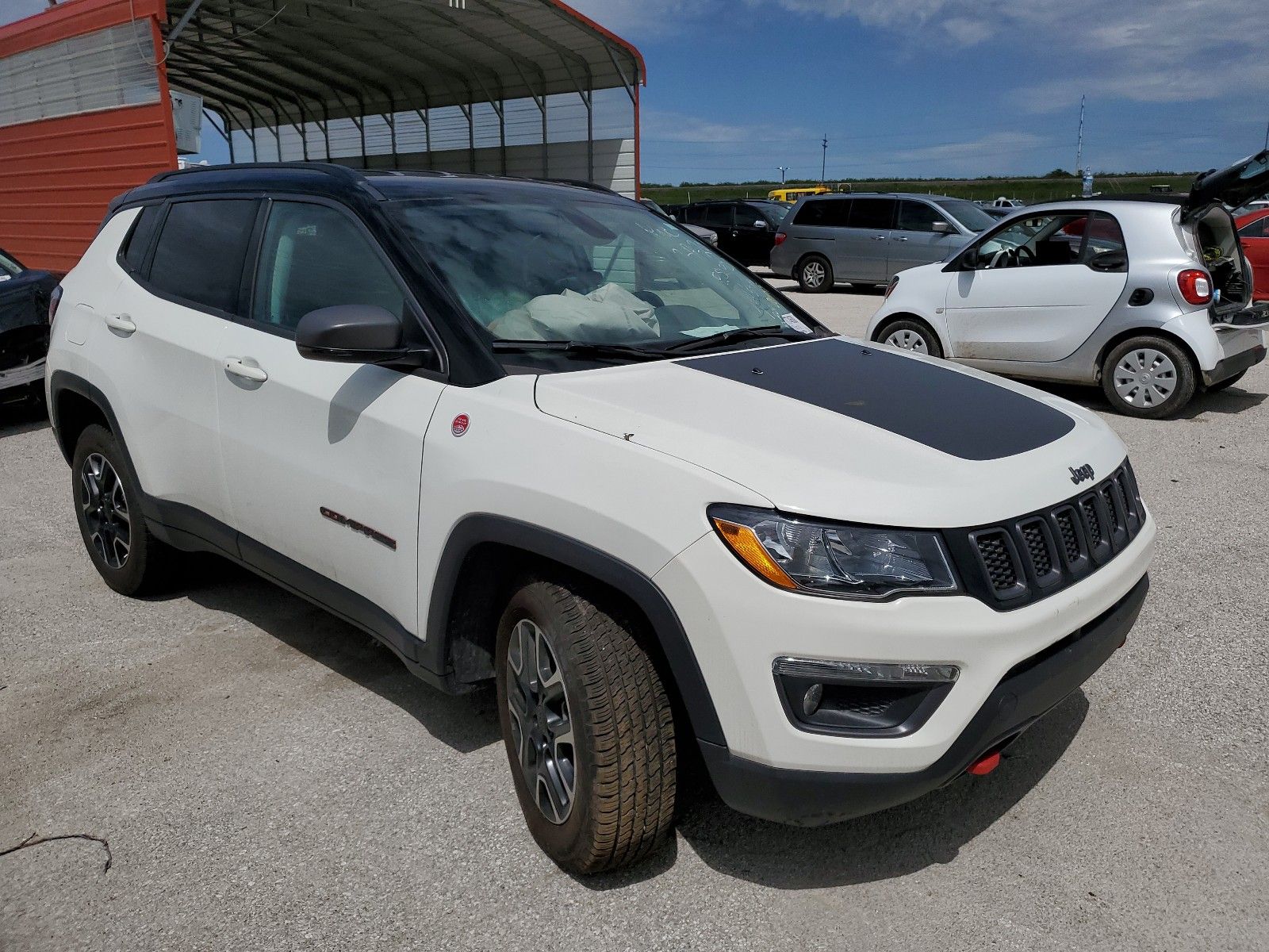 Photo 2 VIN: 3C4NJDDB0LT202978 - JEEP COMPASS 4X4 