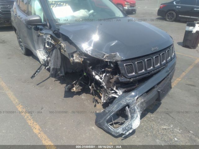 Photo 5 VIN: 3C4NJDDB1JT485842 - JEEP COMPASS 