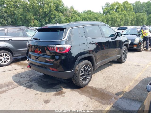 Photo 3 VIN: 3C4NJDDB1KT647700 - JEEP COMPASS 