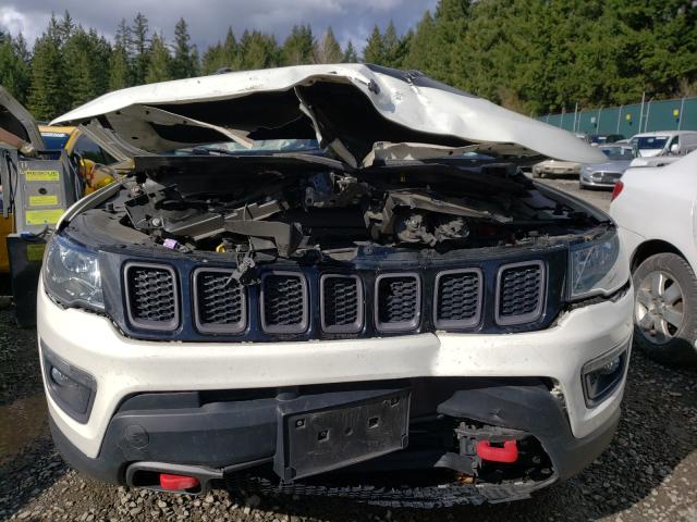 Photo 8 VIN: 3C4NJDDB1KT649866 - JEEP COMPASS TR 