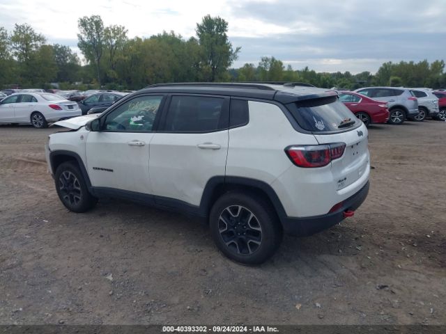 Photo 2 VIN: 3C4NJDDB1KT651679 - JEEP COMPASS 