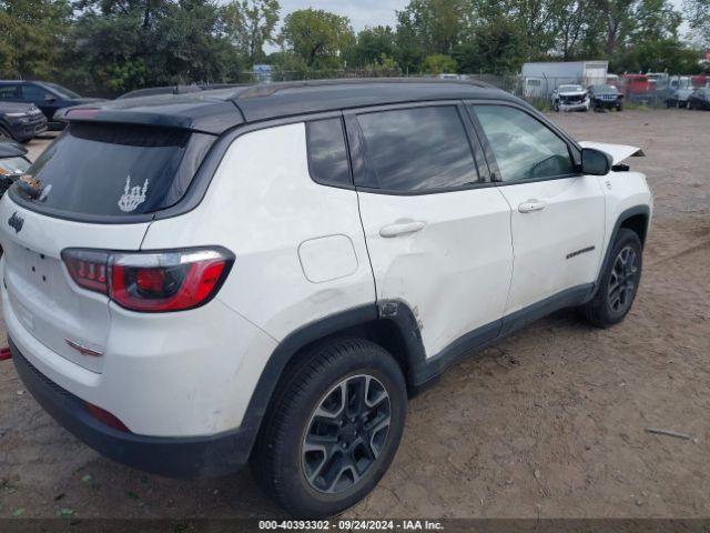 Photo 3 VIN: 3C4NJDDB1KT651679 - JEEP COMPASS 