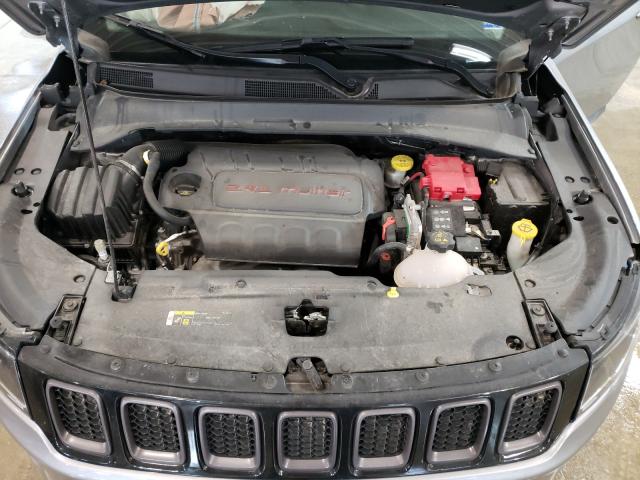 Photo 6 VIN: 3C4NJDDB1KT686061 - JEEP COMPASS 